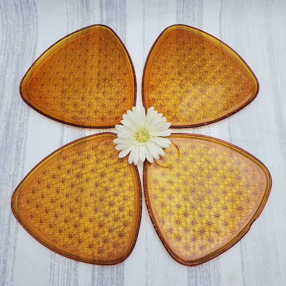 Amber Snack Plates by Anchor Hocking Lancaster Daisy & Button Triangle Set of 4